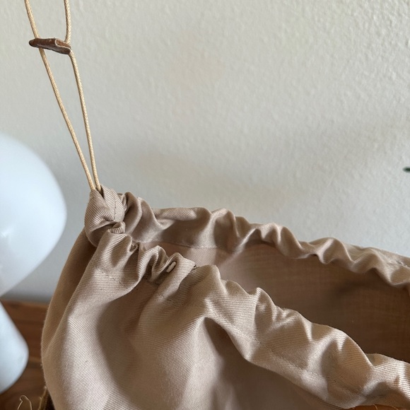 RARE Kayu Piñata Fringe Straw Tote - Picture 7 of 8